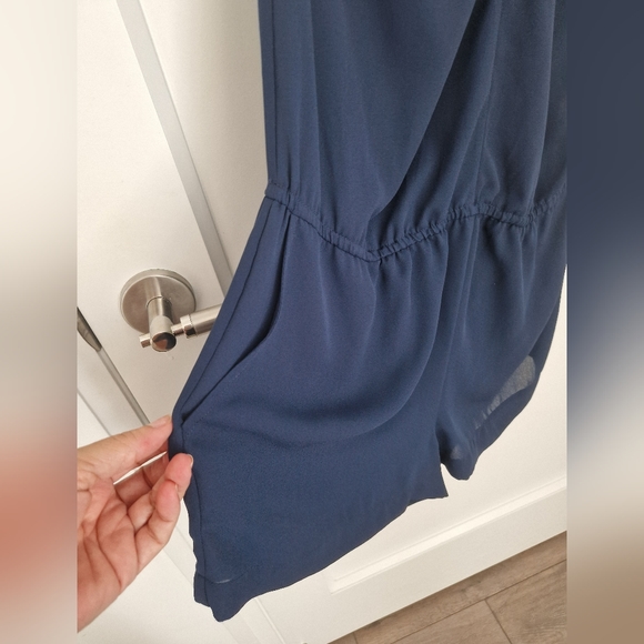 BCBG MAXAZRIA - Picture 3 of 6